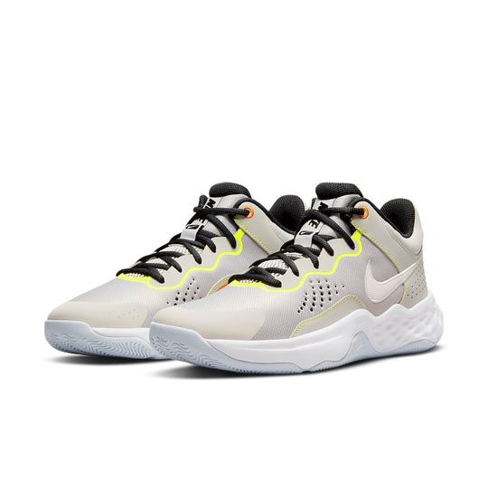 NEW Men's Sz 11.5-13 Nike Fly.By 3 Mid Basketball Shoes Light Ore DD9311-004