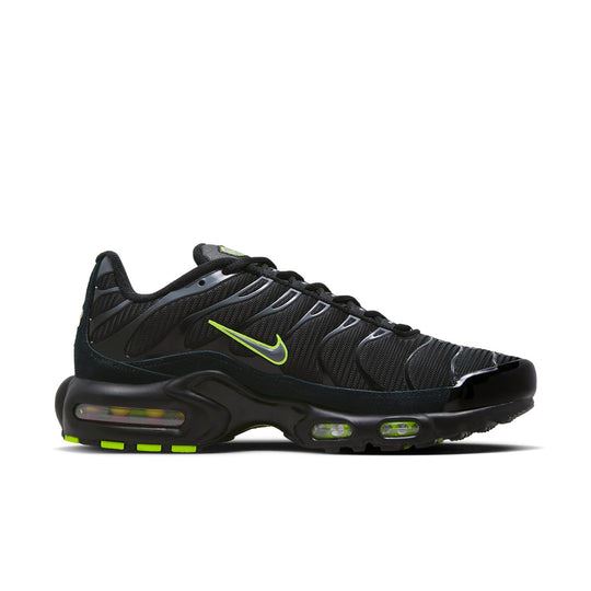 NEW Men's Sz 7 Nike Air Max Plus TN Tuned Sneaker Volt Cool Grey FQ2381-001