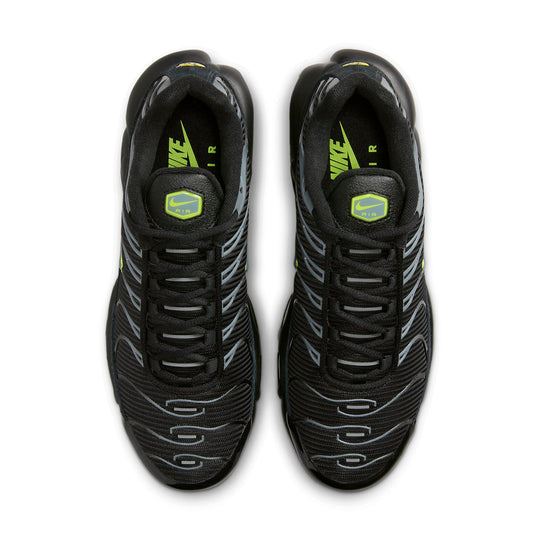 NEW Men's Sz 7 Nike Air Max Plus TN Tuned Sneaker Volt Cool Grey FQ2381-001